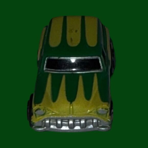 Vintage 1989 Galoob Micro Machines Surf Star Sedan Dicast Car A3 - Picture 2 of 6